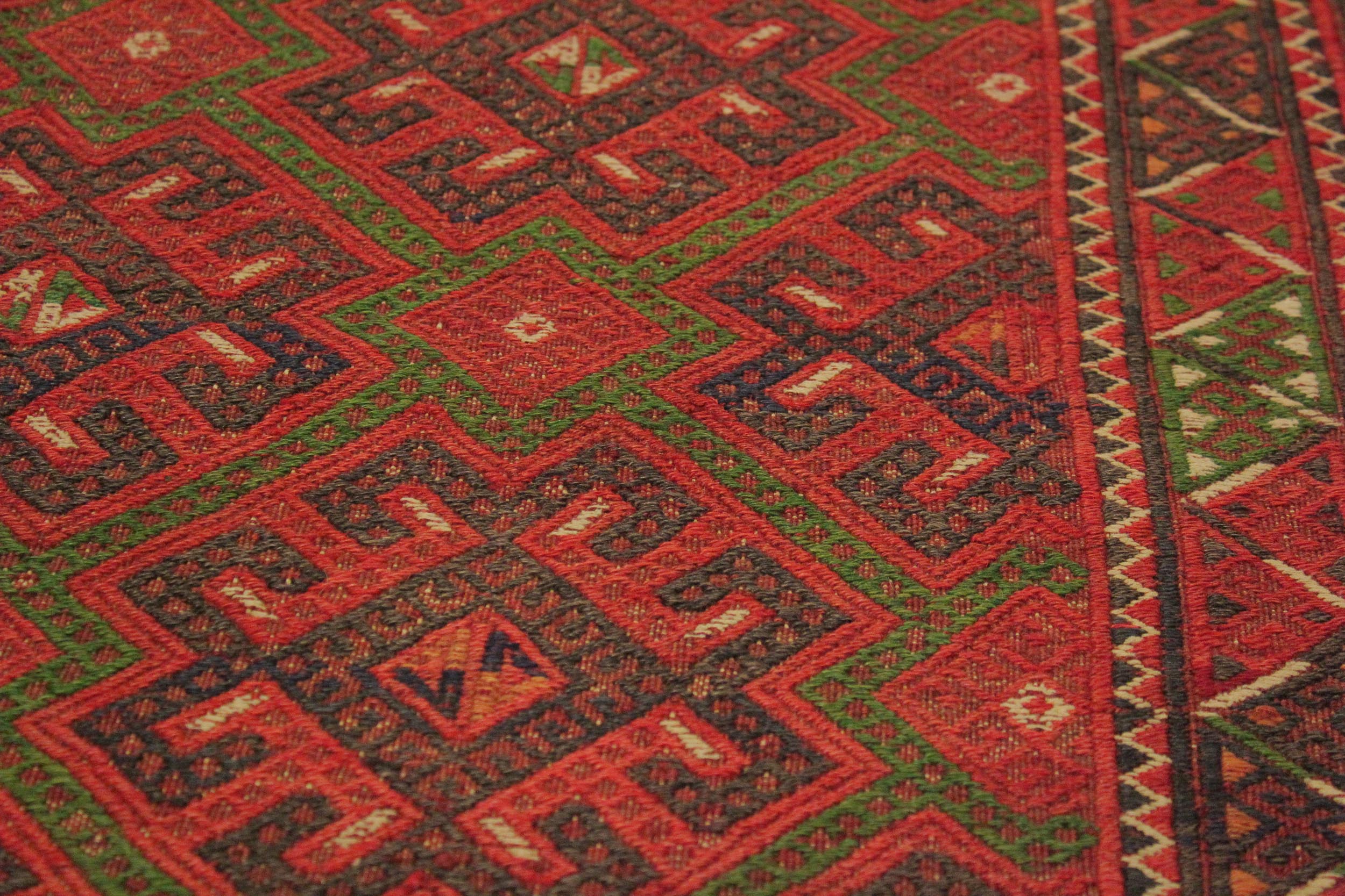 handmade Geometric Tukmansalah Red Red Hand-Woven RECTANGLE 100% WOOL area rug 7x11