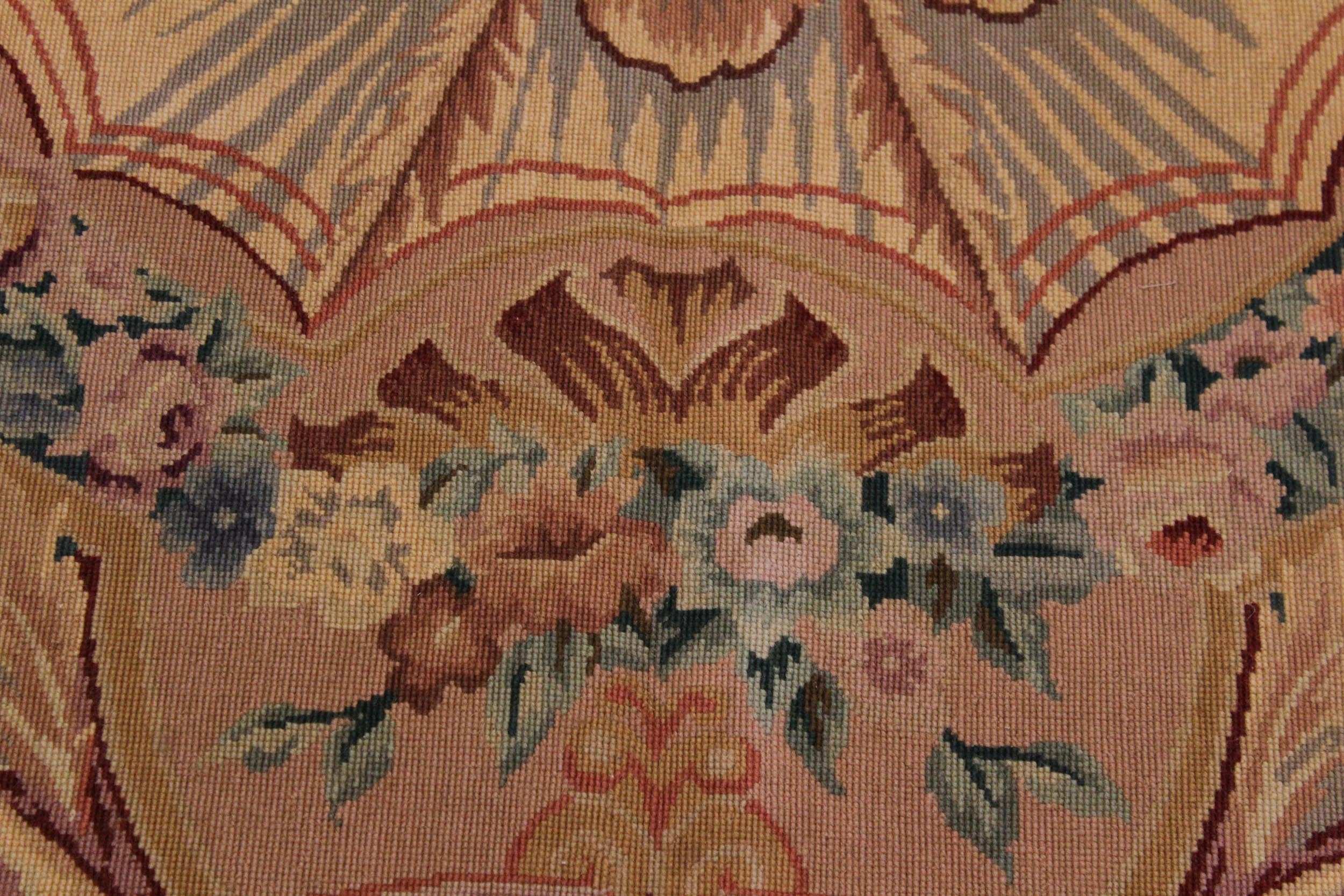 http://www.images.arshsrugs.com/A5388_5.jpg