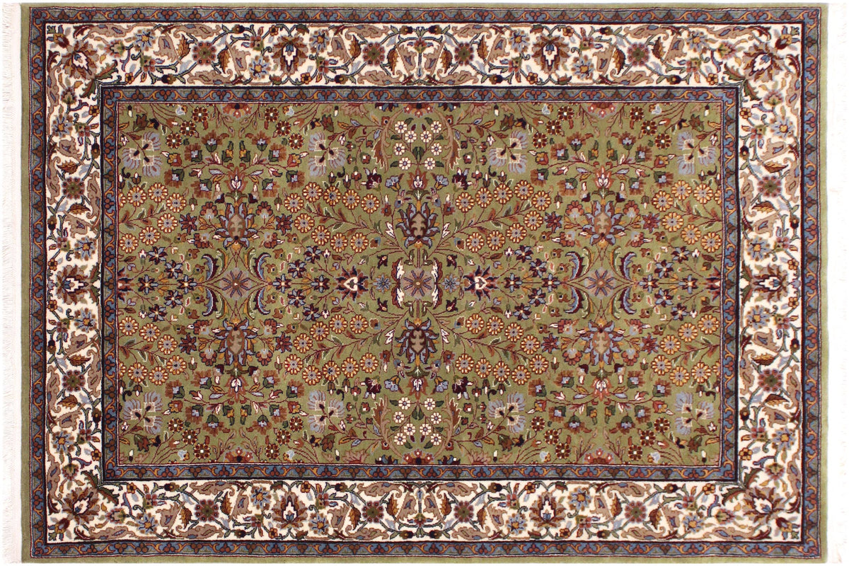 handmade Traditional Hereke Green Ivory Hand Knotted RECTANGLE WOOL&SILK area rug 4' x 6'