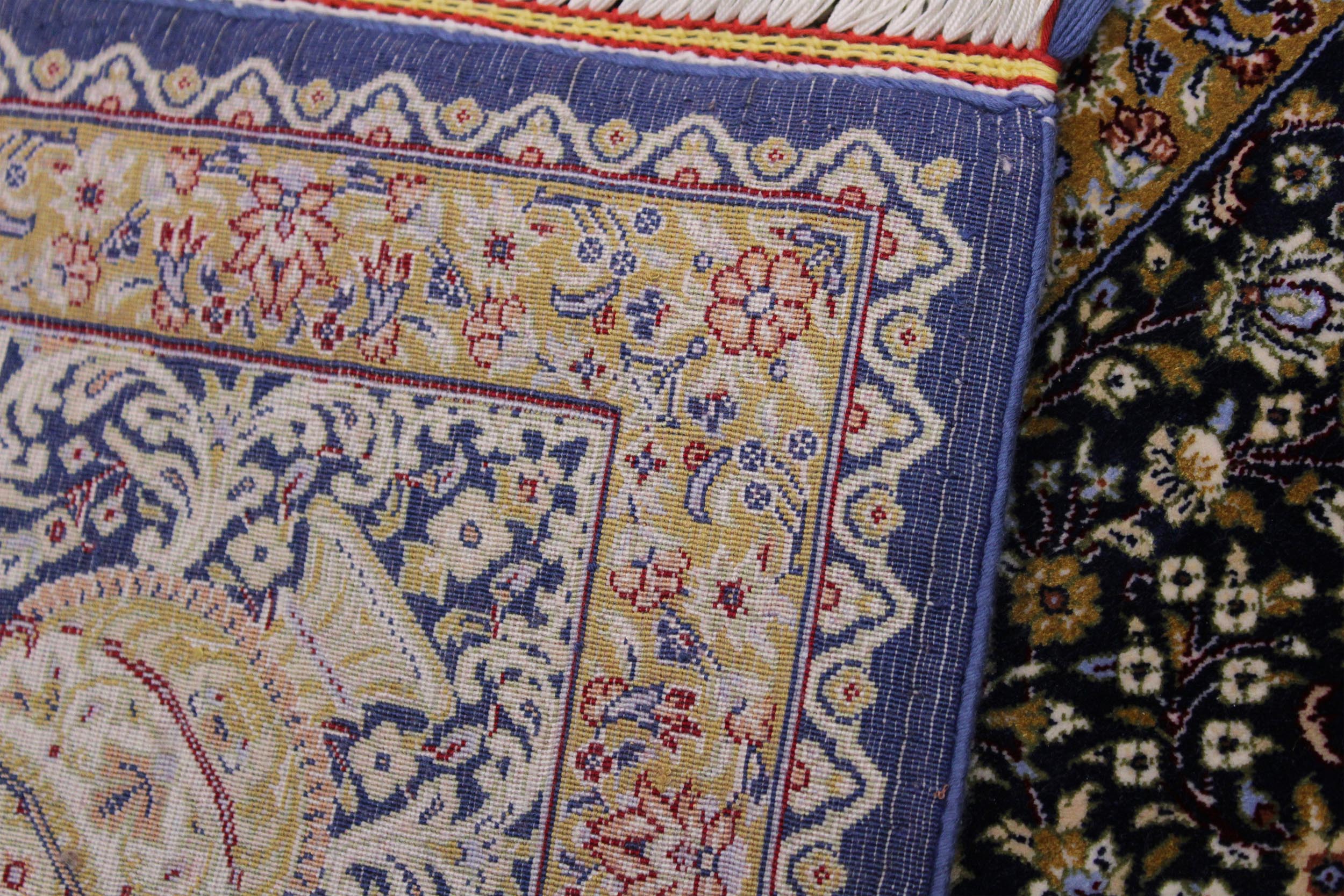 handmade Traditional  Ivory Blue  RECTANGLE SILK area rug 5' x 7'