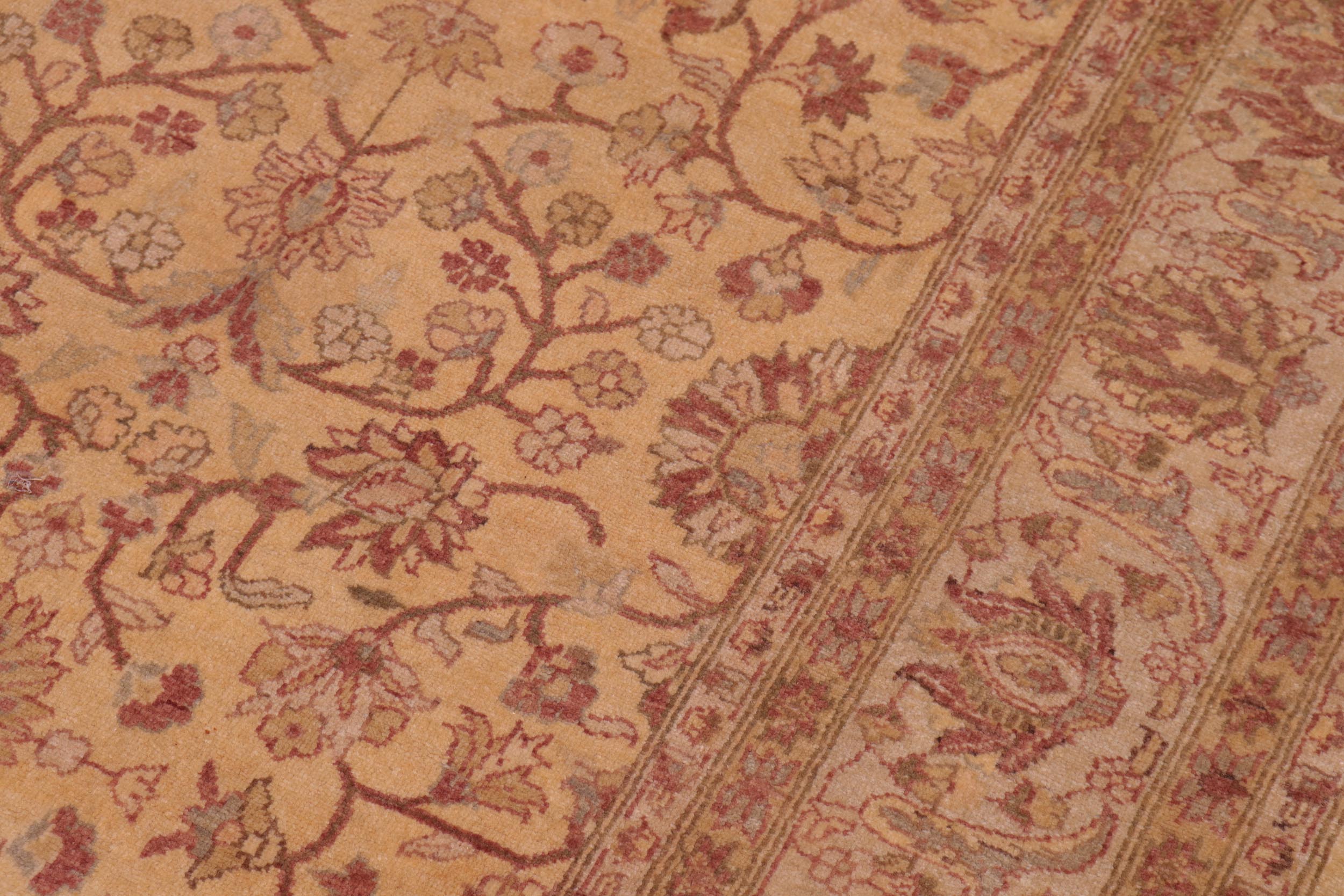 handmade Transitional Kafkaz Gold Lt. Gray Hand Knotted RECTANGLE 100% WOOL area rug 6' x 9'