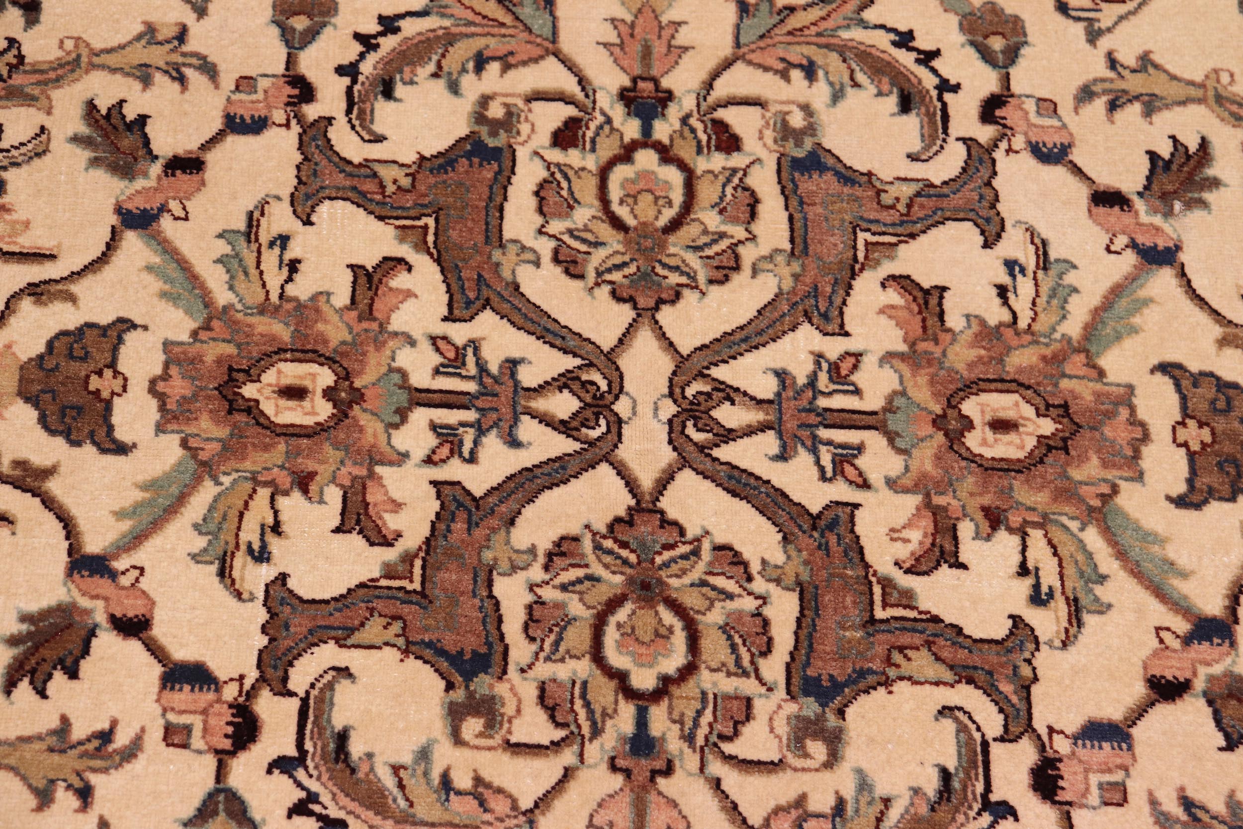 handmade Traditional Kafkaz Ivory Ivory Hand Knotted RECTANGLE 100% WOOL area rug 6' x 9'