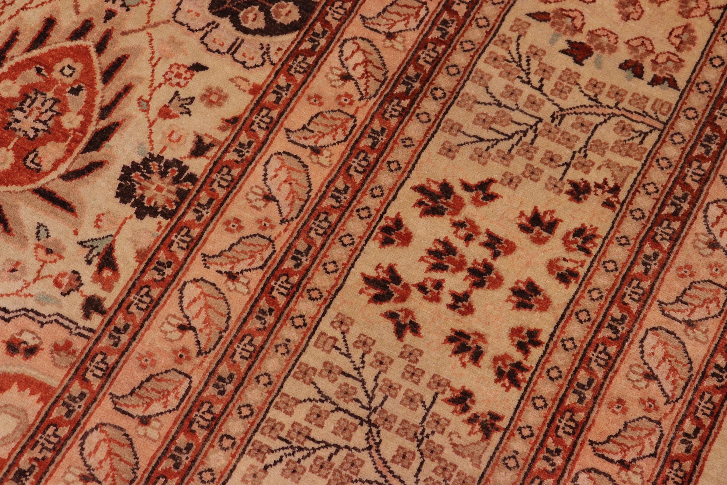 handmade Traditional Design Lt. Tan Lt. Tan Hand Knotted RECTANGLE 100% WOOL area rug 8' x 10'