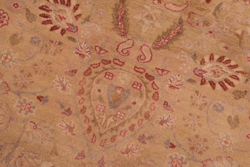 Antique Sultanabad Melinda Gold/Gray Wool Rug - 8'0'' x 9'10''