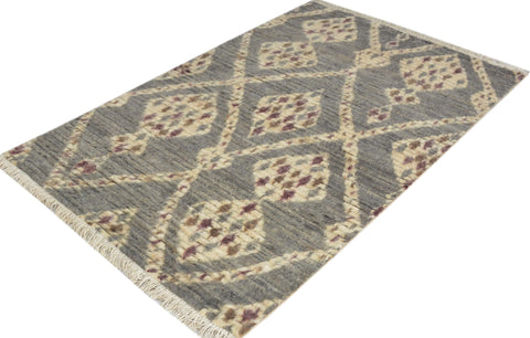 handmade Geometric Moroccan Gray Ivory Hand Knotted RECTANGLE 100% WOOL area rug 4' x 6'