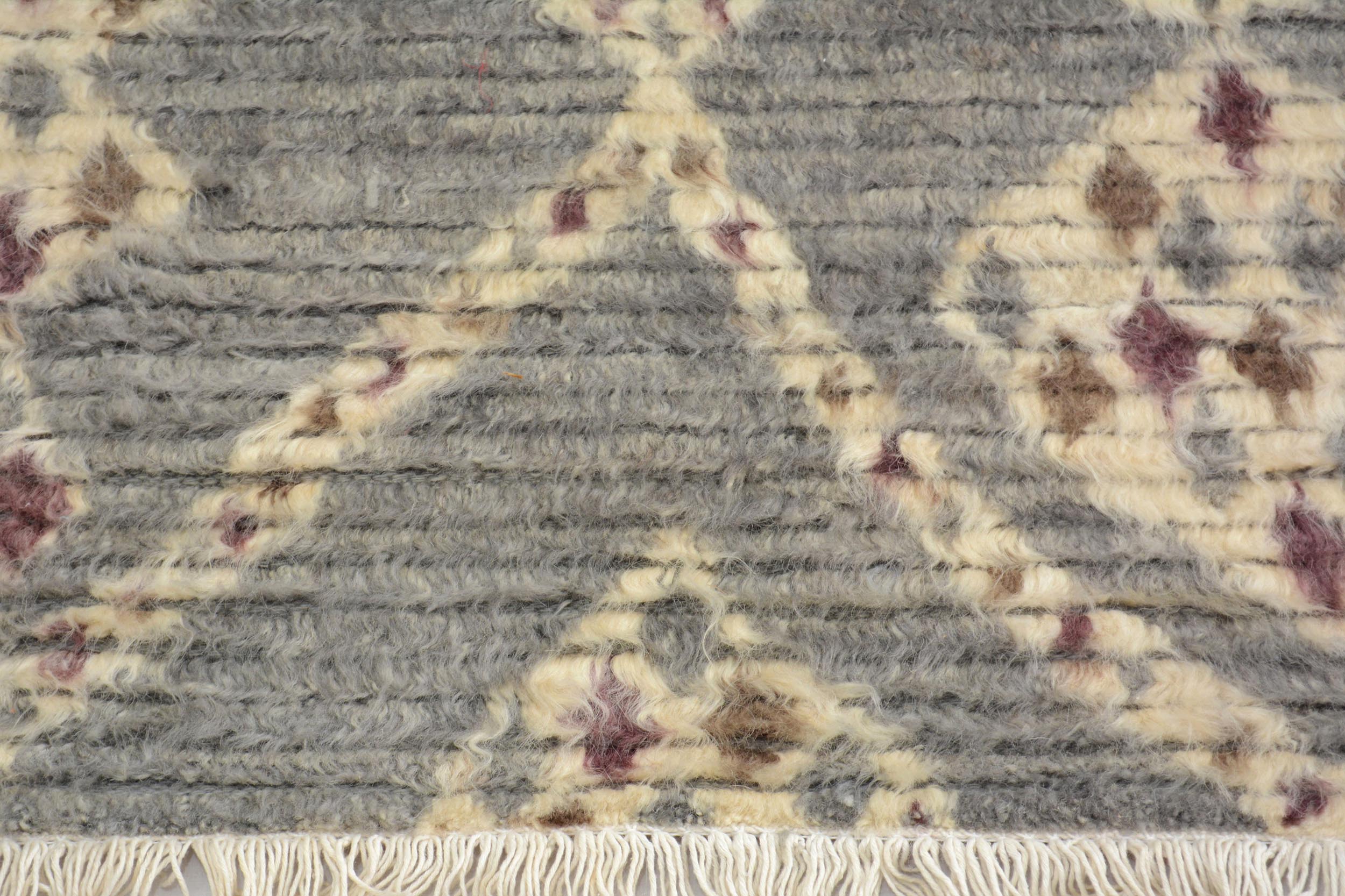 handmade Geometric Moroccan Gray Ivory Hand Knotted RECTANGLE 100% WOOL area rug 4' x 6'