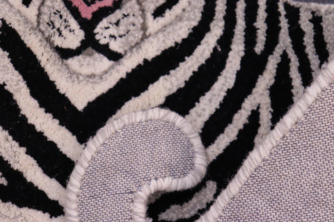 handmade Contemporary Tiger Ivory Black Hand Tufted  100% WOOL area rug 2'X3'